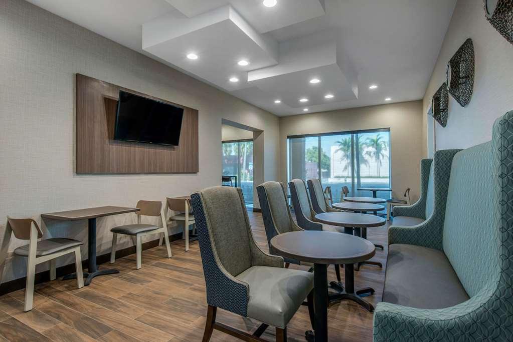 Comfort Suites Fort Lauderdale Airport&Cruise Port Dania Beach Restaurant photo